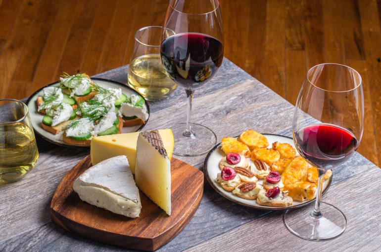 FOOD & WINE